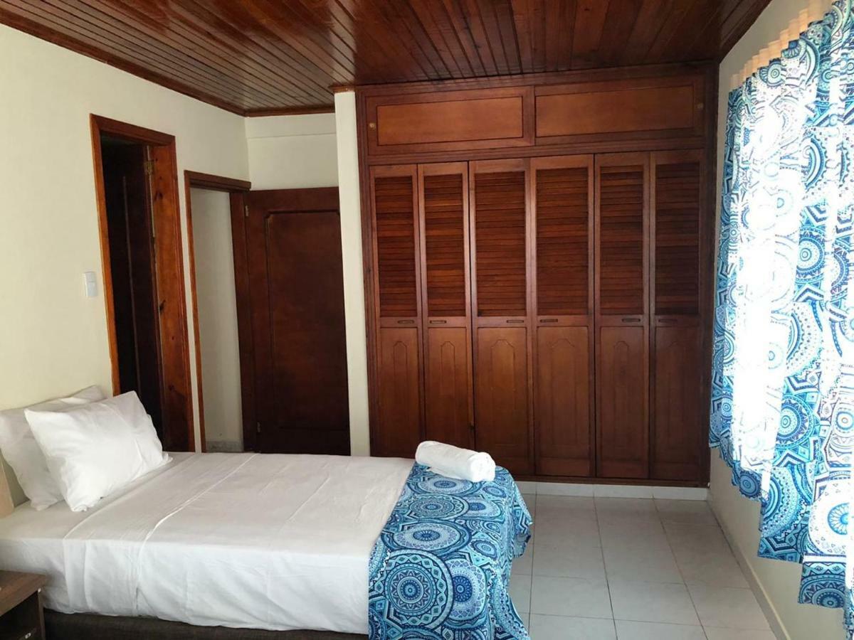 Old Sailors North End Hotel ซานอันเดรส ภายนอก รูปภาพ
